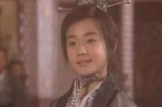 皇上要吃公雞下的蛋，大臣無計可施，幼童7字解決還當上了宰相