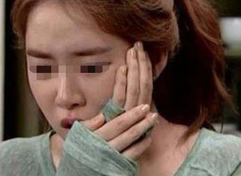 懷孕三個月突然來月經，到醫院檢查後，婆婆竟打了我一巴掌