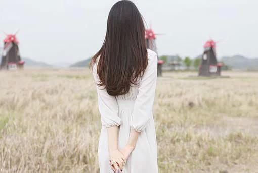 我當兵回來，老婆不願同房，扒開她衣服看到一幕我傻眼！....