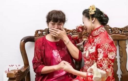 婚後為了還房貸，每天吃麵條，周末回婆家一趟，俺把房賣掉