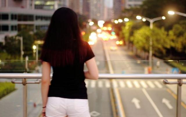 女子分手三個月後，收到男友發來的3張圖片，打開一看傻了眼