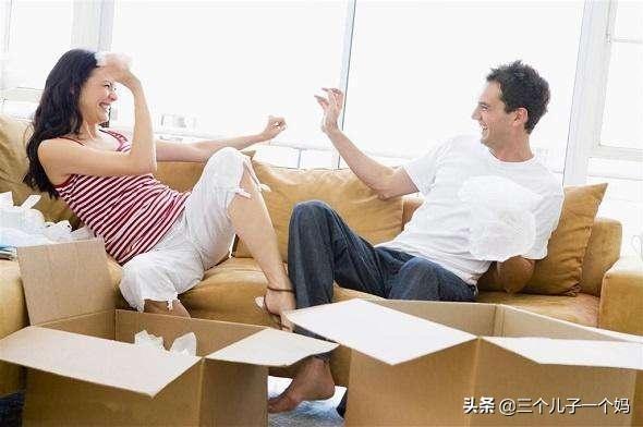 我和小姑子同時坐月子，婆婆跑去小姑子家，三年後我對她感激涕零