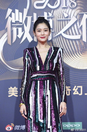 林志玲「北半球掉出」開衩到大腿根！　《延禧》3女神美翻紅毯 