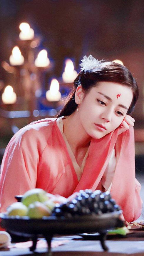 【迪麗熱巴拒演《延禧》「第一美人」香妃！】最想演出的竟然是「這個角色」！網友：意想不到！