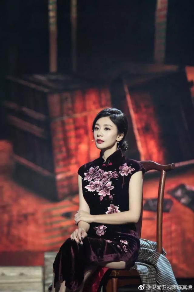 賈靜雯：44歲，3個孩子，賠前夫2600萬，我嫁錯了人照樣能贏回來