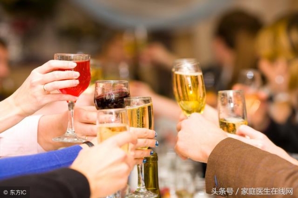 喝酒傷肝！喝酒前做好這3點，保護肝臟免受『災難』！