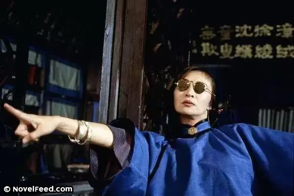 曾是張國榮女神，甩了謝賢嫁給愛情38年，如今70歲活成18歲！