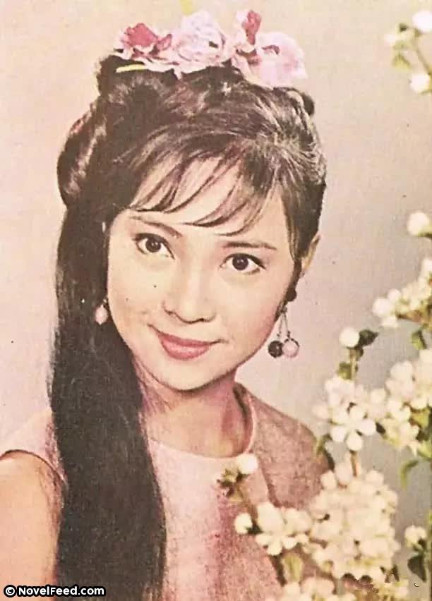 曾是張國榮女神，甩了謝賢嫁給愛情38年，如今70歲活成18歲！