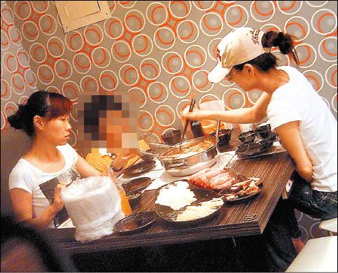 多次被爆是「謝金燕孩子的爸」，多年好友白冰冰終於出面證實：「楊宗憲有老實跟我講....」 