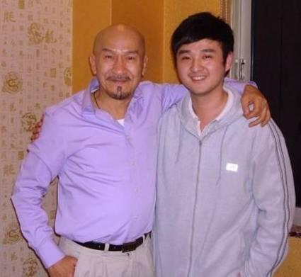 比星爺還紅的喜劇大師，炒樓巨虧曾複出，今73歲只有洪金寶能請動！