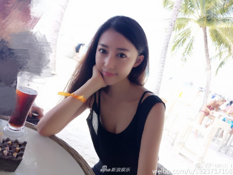 【浮出水面啦~】潘瑋柏交往『正妹空姐女友』曝光，倆人還用私人飛機拍拖?! (內有多圖)