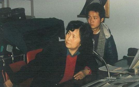 以前拍戲有多苦，《西遊記》就一部攝像機，看看小白龍的龍形 