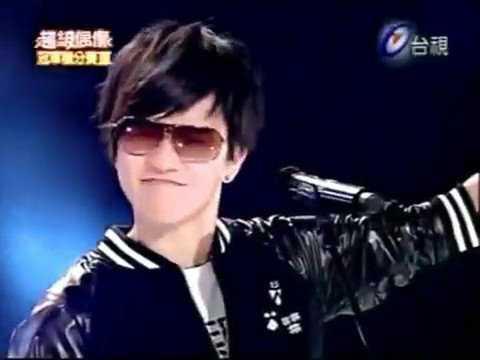 還記得消失很久的張芸京嘛！她近照讓粉絲「很失望」，因為美到讓人認不出來！還多了一個「女兒」?！ 