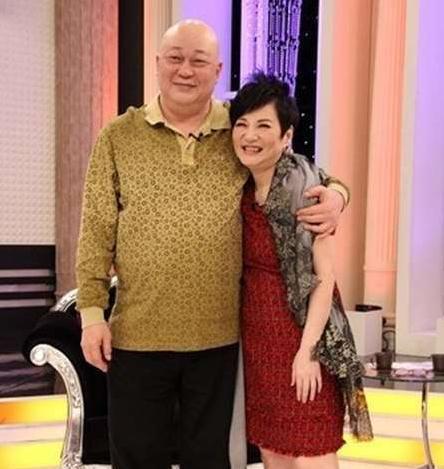 他演了「700集包青天」深植人心，如今66歲疾病纏身，與妻子「膝下無子」恩愛如初！ 