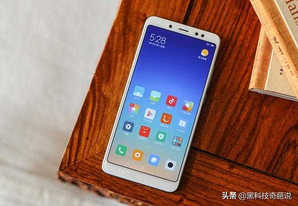 搶不到紅米Note 7，這台紅米手機也很不錯，價格便宜了100多塊！