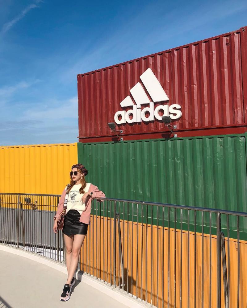 【台中】全台首座海港型OUTLET雙12正式開幕 60米高海景摩天輪，海線最新休閒購物天堂！ - 好想去喔
