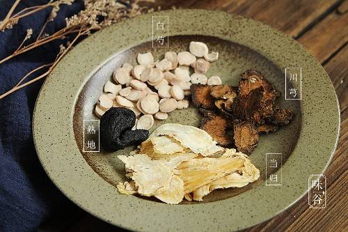 冬天女人保養要喝這湯，調經補血，氣色面如桃花，女人都該知道