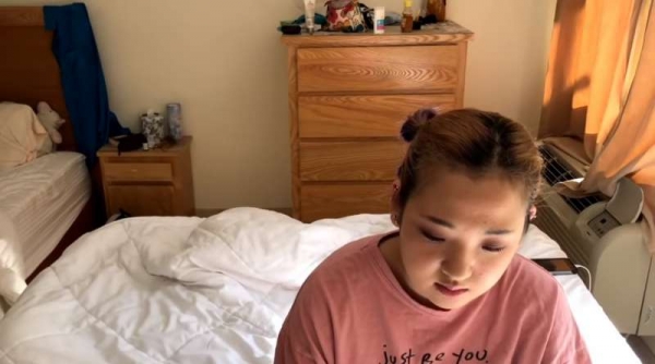 體內擁有「六種人格」的少女，錄影到一半突然轉換表情!下一秒整個人都變了，讓人看了驚呼不已!