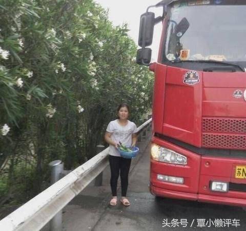 為什麼貨車司機一般都會帶著老婆一起跑貨？一位老司機偷偷告訴你「實情」