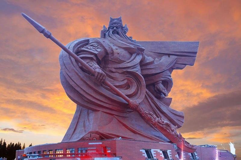 全球最大關公聖像完成！占地228畝，19層樓高，耗資15億，內部竟還另有乾坤