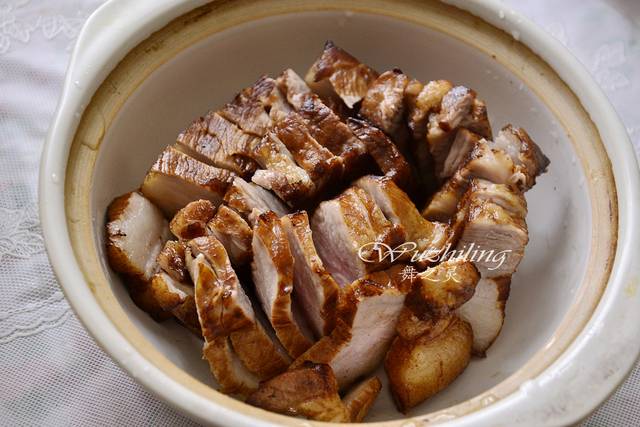 五花肉最好吃的做法，蒸一蒸，湯汁都要舔光了，過年宴客必備菜