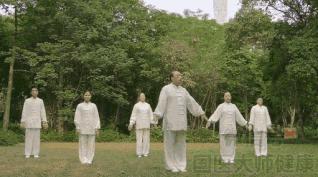 老教授親自教：學會這8個動作，身上「老毛病」都不藥而癒了！ 
