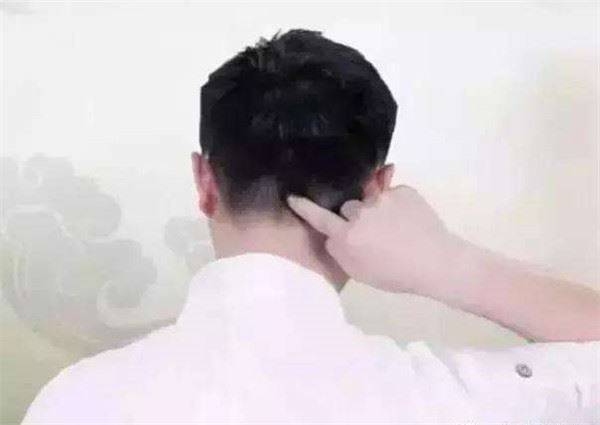 這「3個動作」千萬不要做，非常容易引起腦血管崩裂！