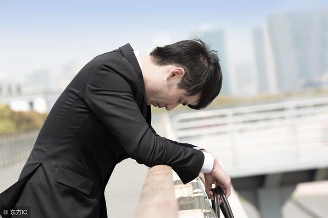 今天你瞧不起的「窮人」，明天也許就是你高攀不起的貴人