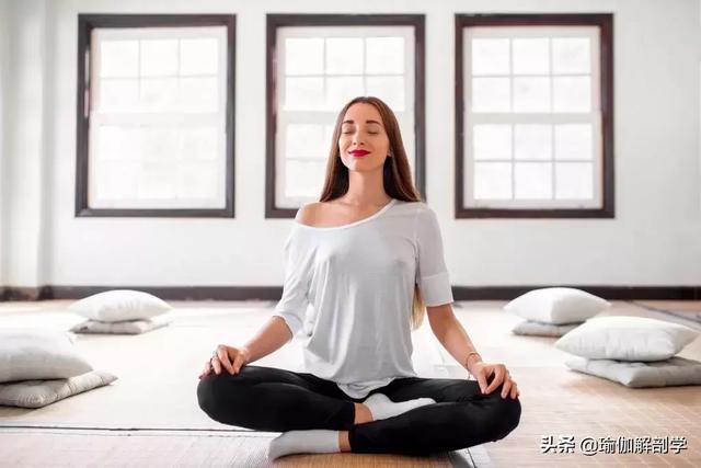 焦慮多？壓力大？7個瑜伽體式減壓凝神！