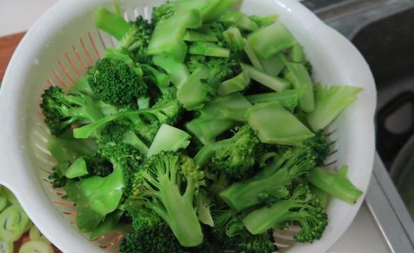 養肝人最愛的「綠色食品」，排毒解毒，修復肝細胞，入冬後要常吃