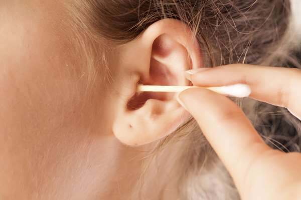 看「耳屎」的顏色，就能判斷你的身體狀況！如果挖到「這個顏色」的耳屎，快去看醫生吧！ 