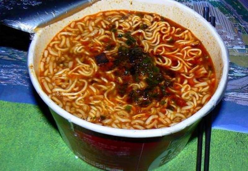 5歲女童竟被發現肝癌末期！醫生警告：這九種零食，真的不要再吃拉！ 