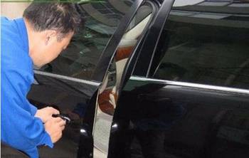 車鑰匙被鎖車裡如何處理？學起來，將會救到你的命