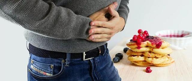 飯後5個症狀持續出現，說明你腸道「老了」……趕緊保養！