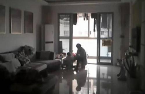 小叔子結婚，婆婆逼我把我娘家陪嫁房子過戶給他，隔天睜眼我樂了