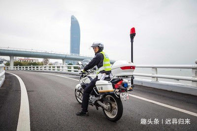 婆婆去世，7歲孫女非睡遺體旁，兒媳起疑躲床下，天亮後含淚報警