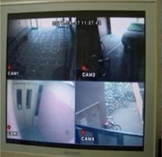 每一次晚上和老公「親熱」時，總感覺怪怪的，當我裝上「監視器」之後才發現……差點哭死了