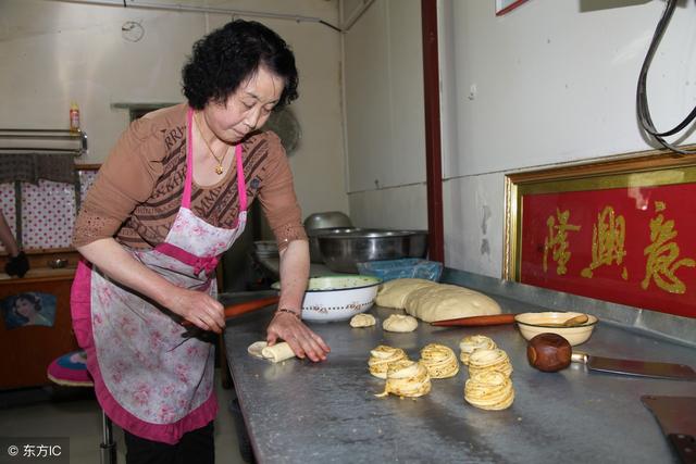 婆婆認為房子是她兒子出錢買的，我同意改名字，幾天後她來求我