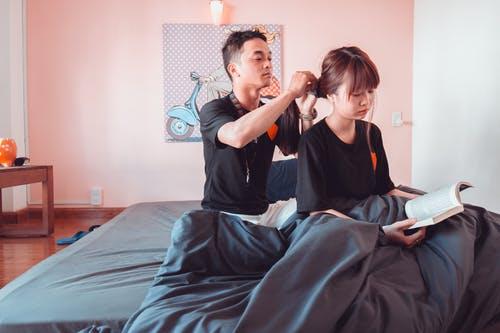 心理學家：如果一個男人願意為你做這三件事，說明他相當愛你