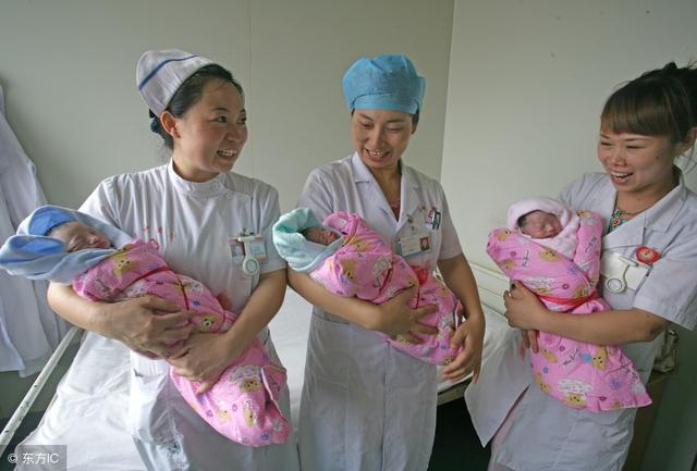 婆婆說生兒子給一套房，生女兒就別想了，孩子出生後，瞬間打臉！