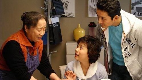 "兒子，你看看你媳婦"這個家是我老婆做主，您少說兩句吧" 