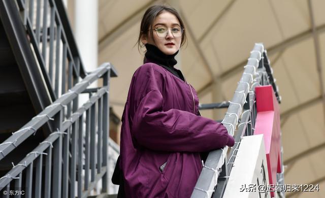 兒媳，你看你長相收入樣樣不如我兒子，憑什麼要求他做家務