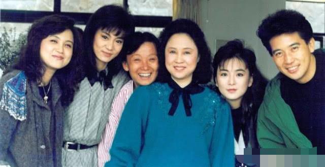 地表模範小三正宮！親如姐妹、互相扶持到老！