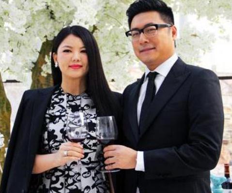 五個娶了「敗家媳婦」的男星，圖1每年給老婆兩億，圖5被敗光！