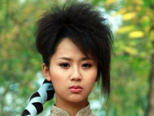 這4位女星出道時遭人嫌棄，如今圈粉無數，越變越漂亮!