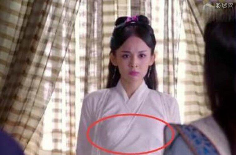【穿衣還會看到兩點】新疆女神古力娜扎「不愛穿bra癖好」, 三部劇集都表露出來了！網友: 導演這樣也ok?