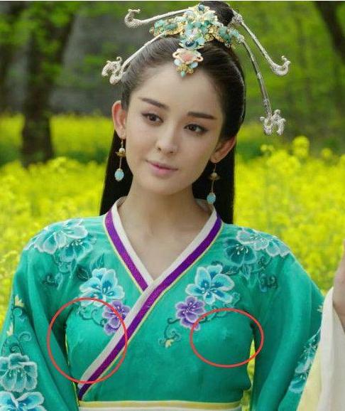 【穿衣還會看到兩點】新疆女神古力娜扎「不愛穿bra癖好」, 三部劇集都表露出來了！網友: 導演這樣也ok?