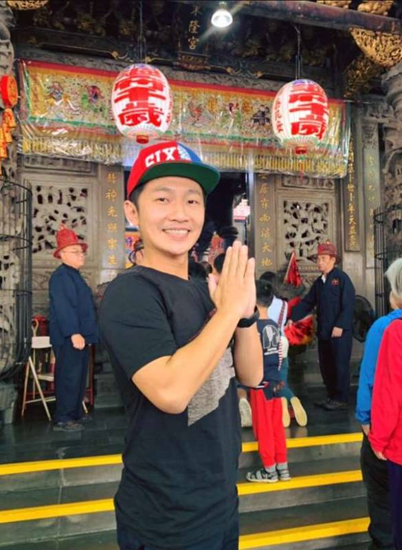 恭喜！51歲康康再當爸，「前世情人」報到，愛女Q樣簡直萌翻！