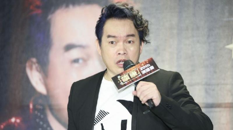 康康悄悄資助「已故倪敏然」一家人！一口氣開出12張支票「過年還送上禮」感動眾人！