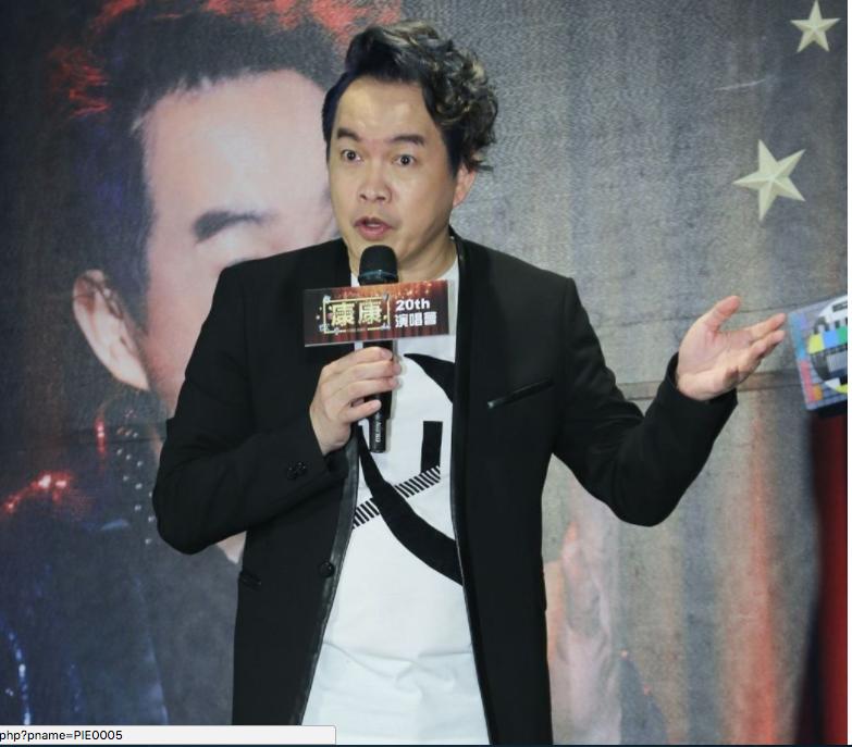 康康悄悄資助「已故倪敏然」一家人！一口氣開出12張支票「過年還送上禮」感動眾人！